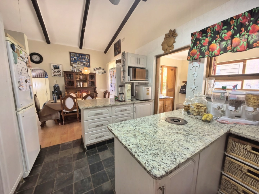5 Bedroom Property for Sale in Fraaiuitsig Western Cape